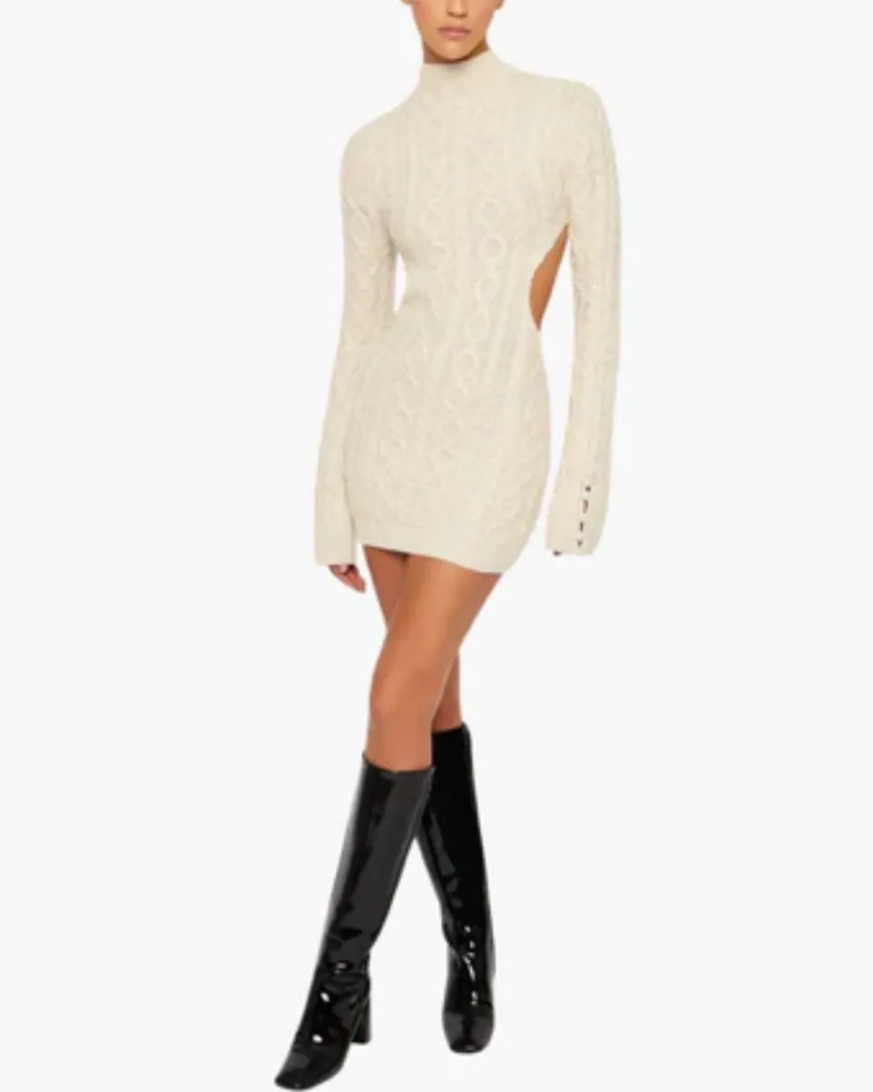 Azalea – Knitted backless design – Long-sleeve mini dress