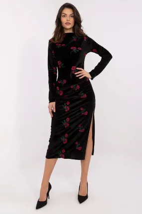 Elegant embroidered flowers evening pencil dress