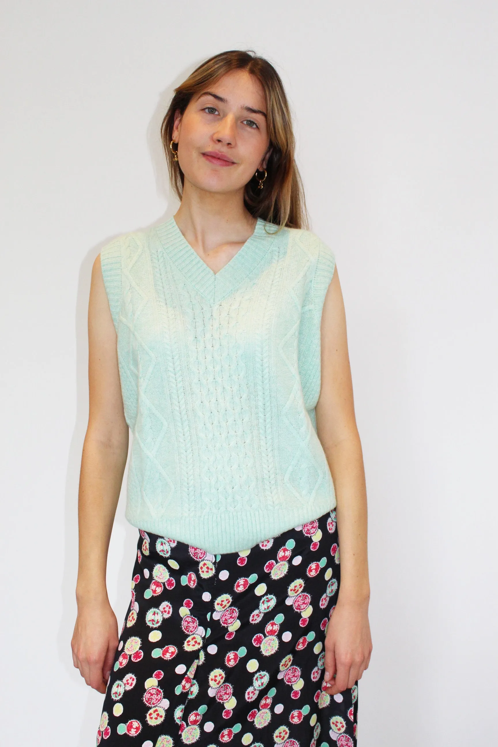JU Aran Cashmere Vest in Mint Green
