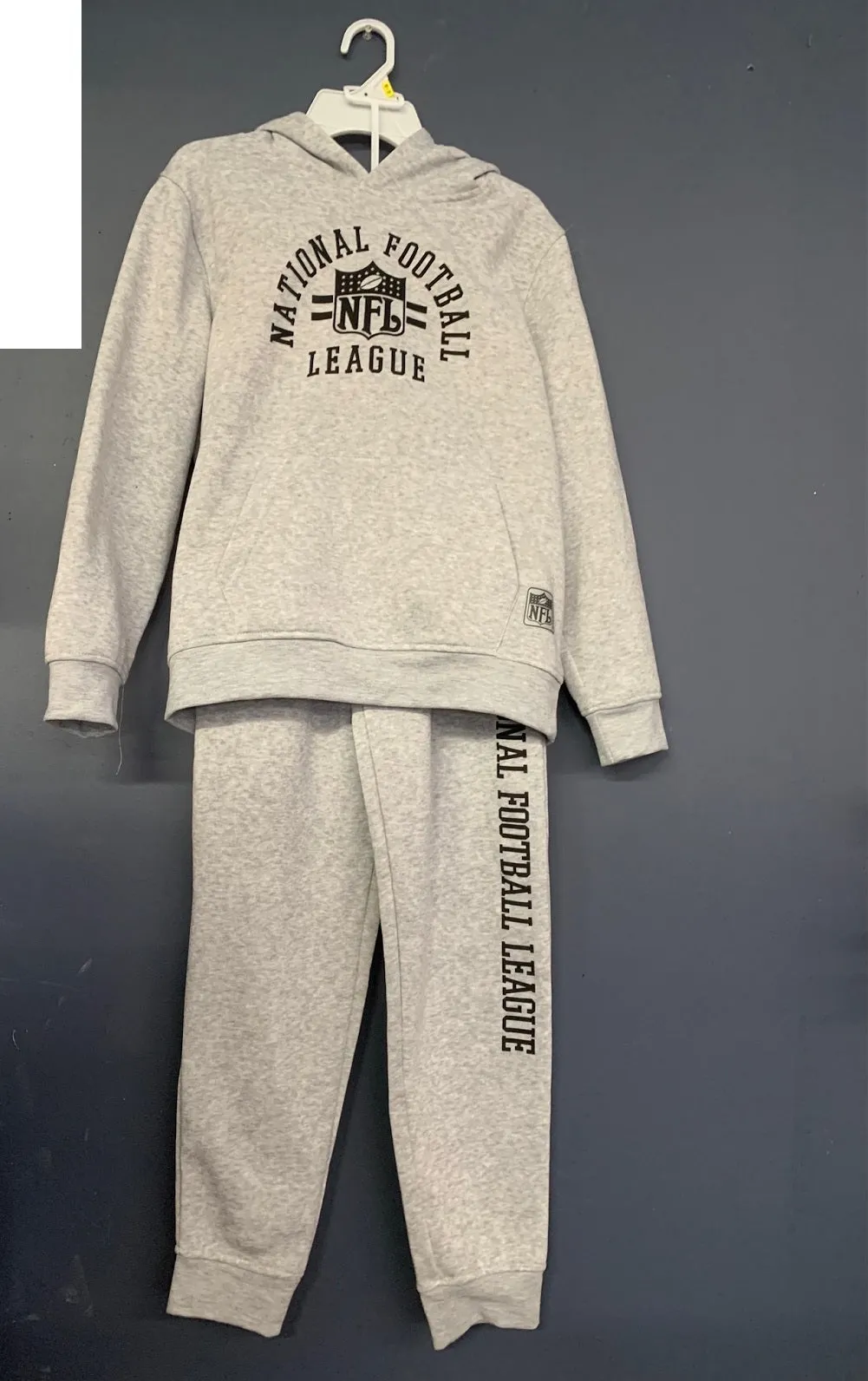 NFL FootBall League Boys 2pc Sweatsuit Hoodie Set Grey Size M 10-12