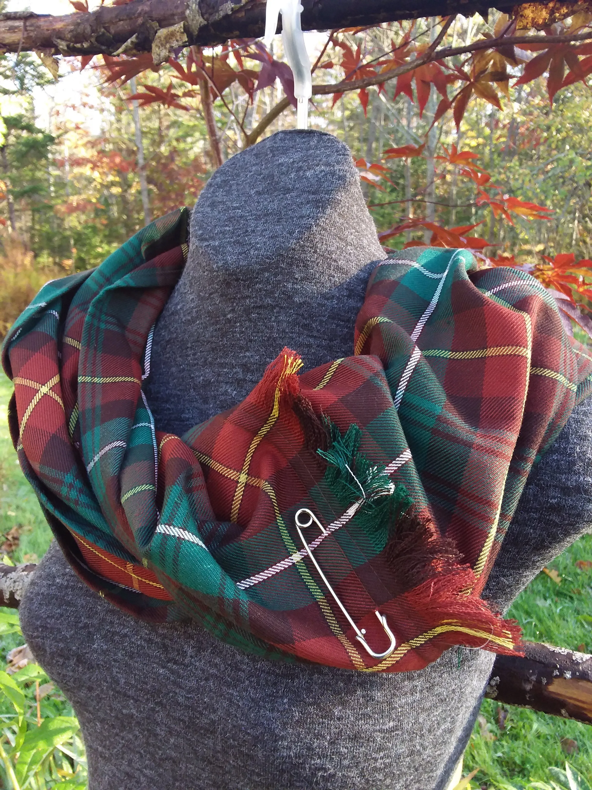 Oh Canada Infinity Scarf with Kilt Pin
