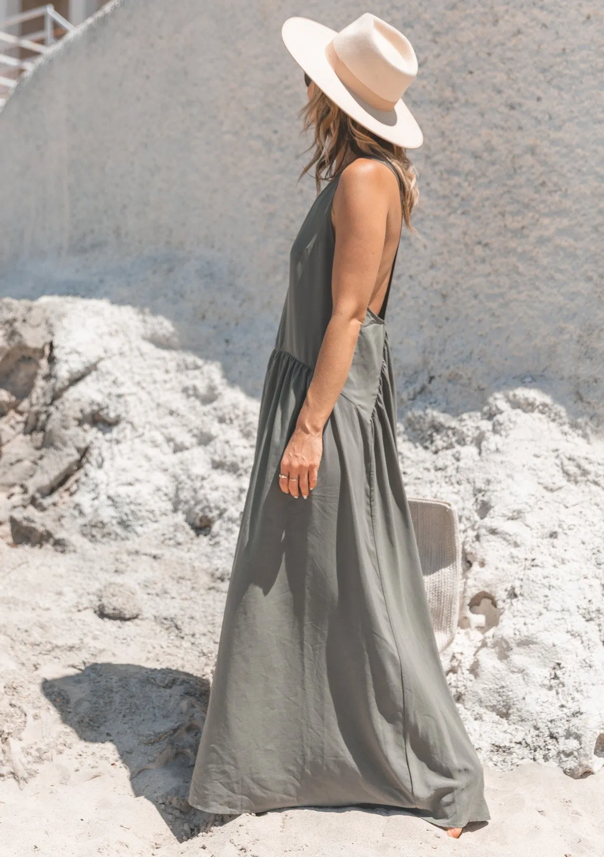 Sleeveless Racer Back Tiered Maxi Dress