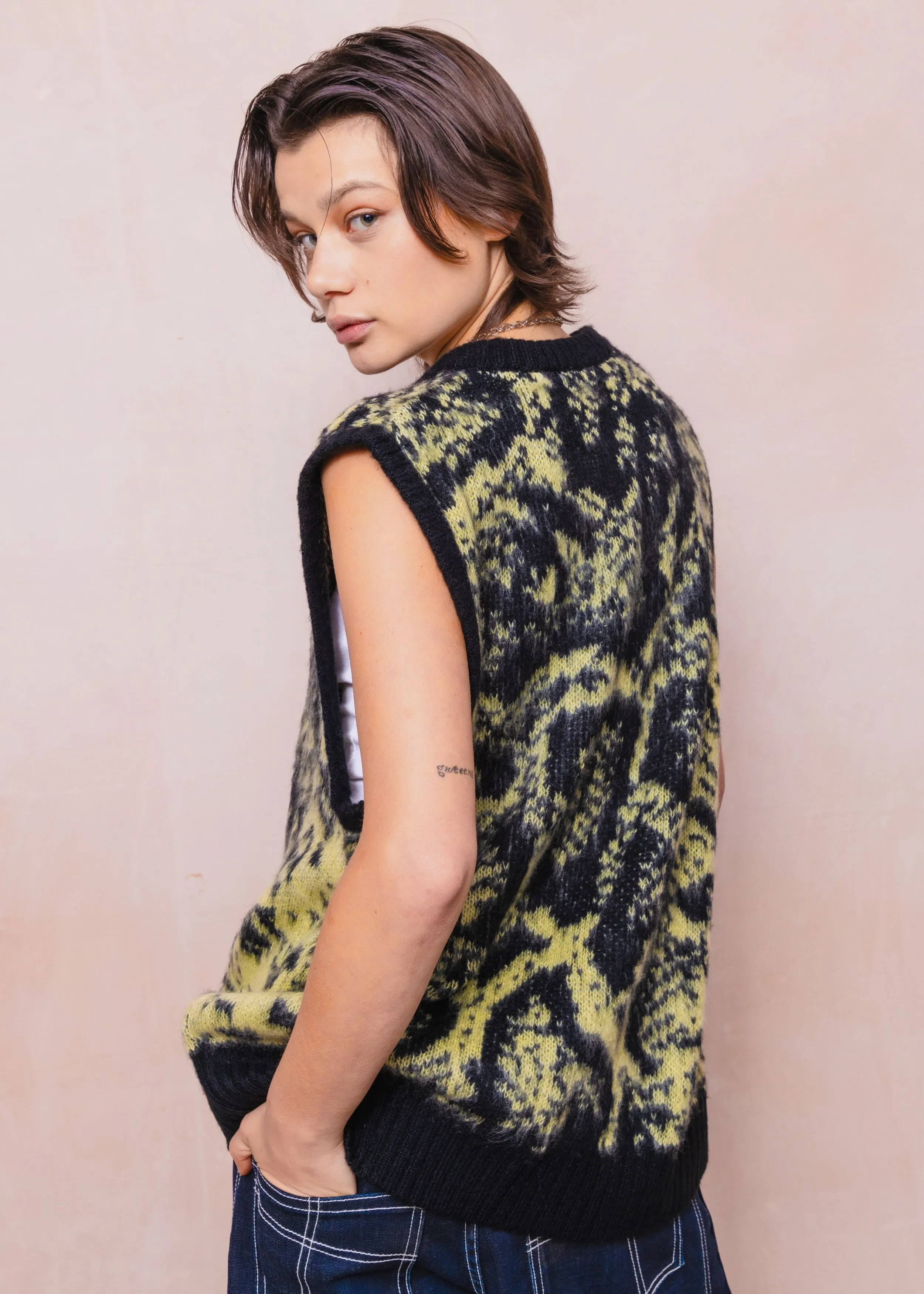 Sting Snake Print Knitted Vest