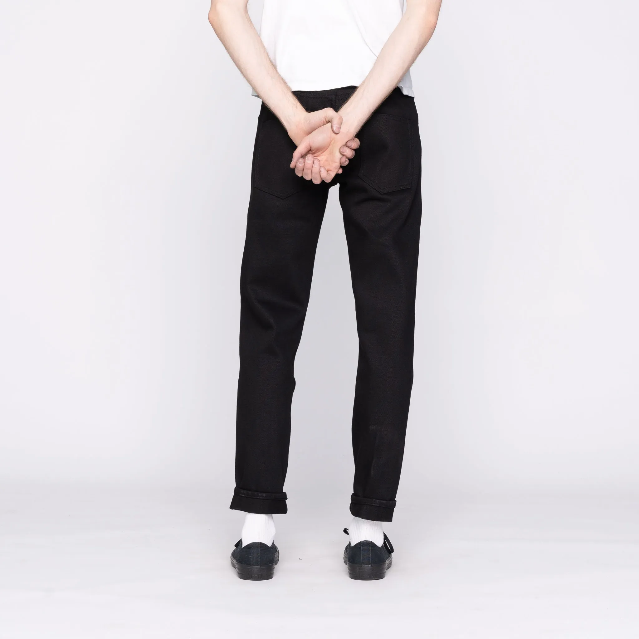 UB642 Relaxed Tapered - 21oz Heavyweight Solid Black Selvedge