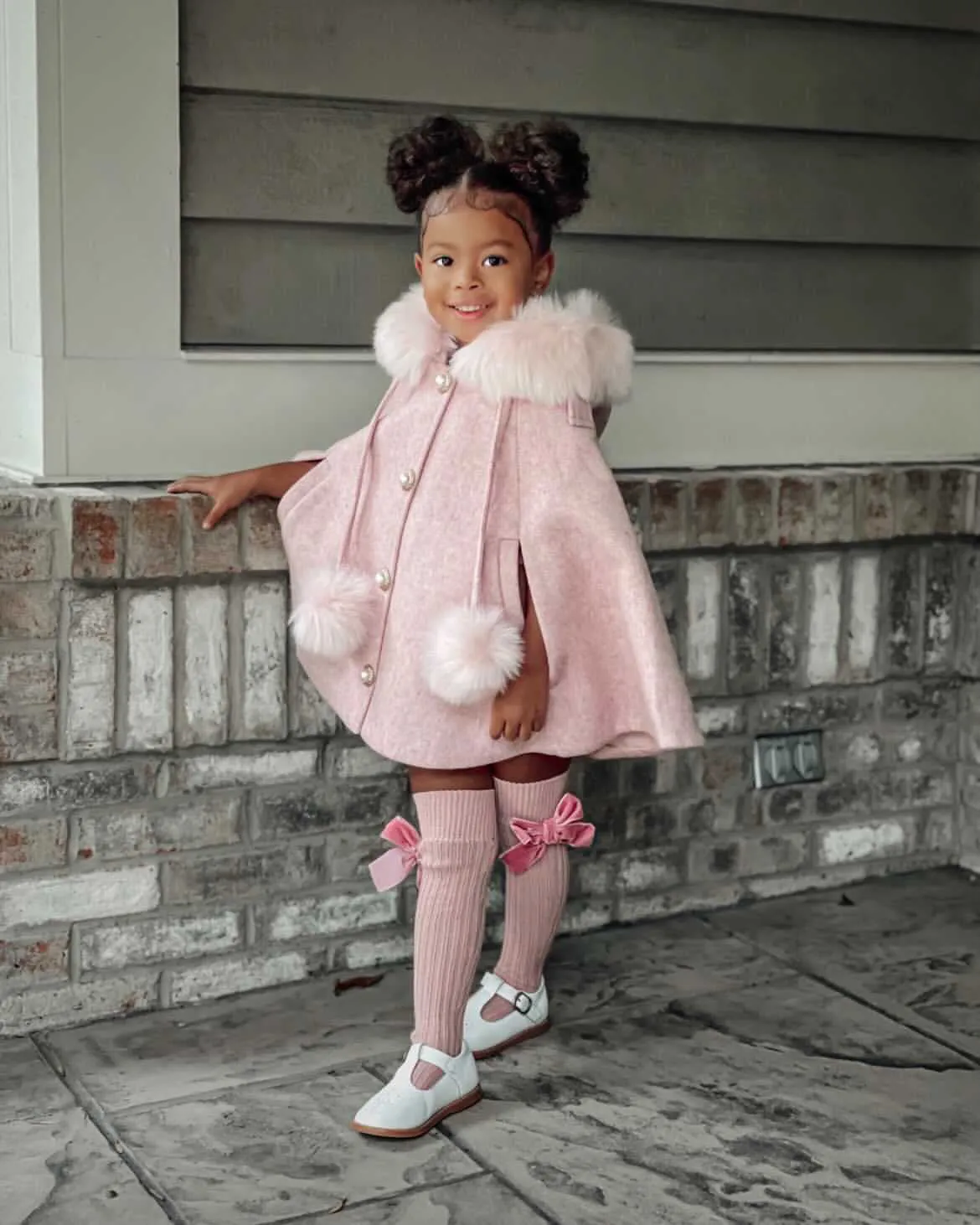 Victoria for MI LOVES Collaboration!!Beautiful ROSE Cape with Synthetic fur Collar and pom-poms.