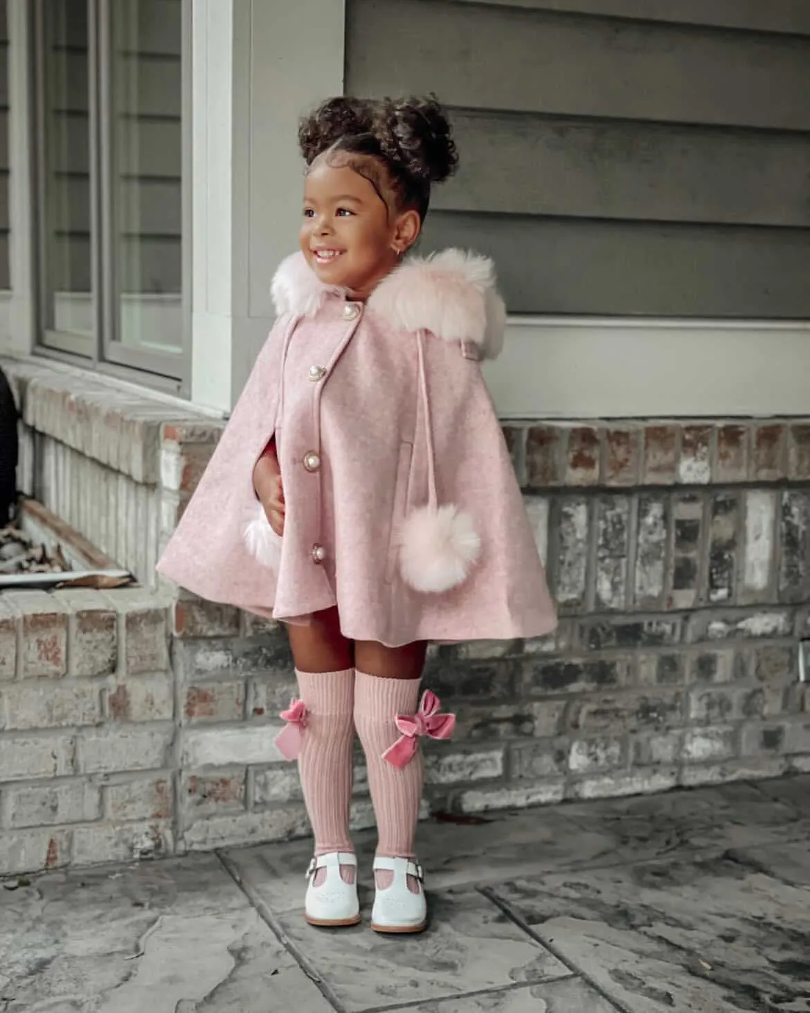 Victoria for MI LOVES Collaboration!!Beautiful ROSE Cape with Synthetic fur Collar and pom-poms.