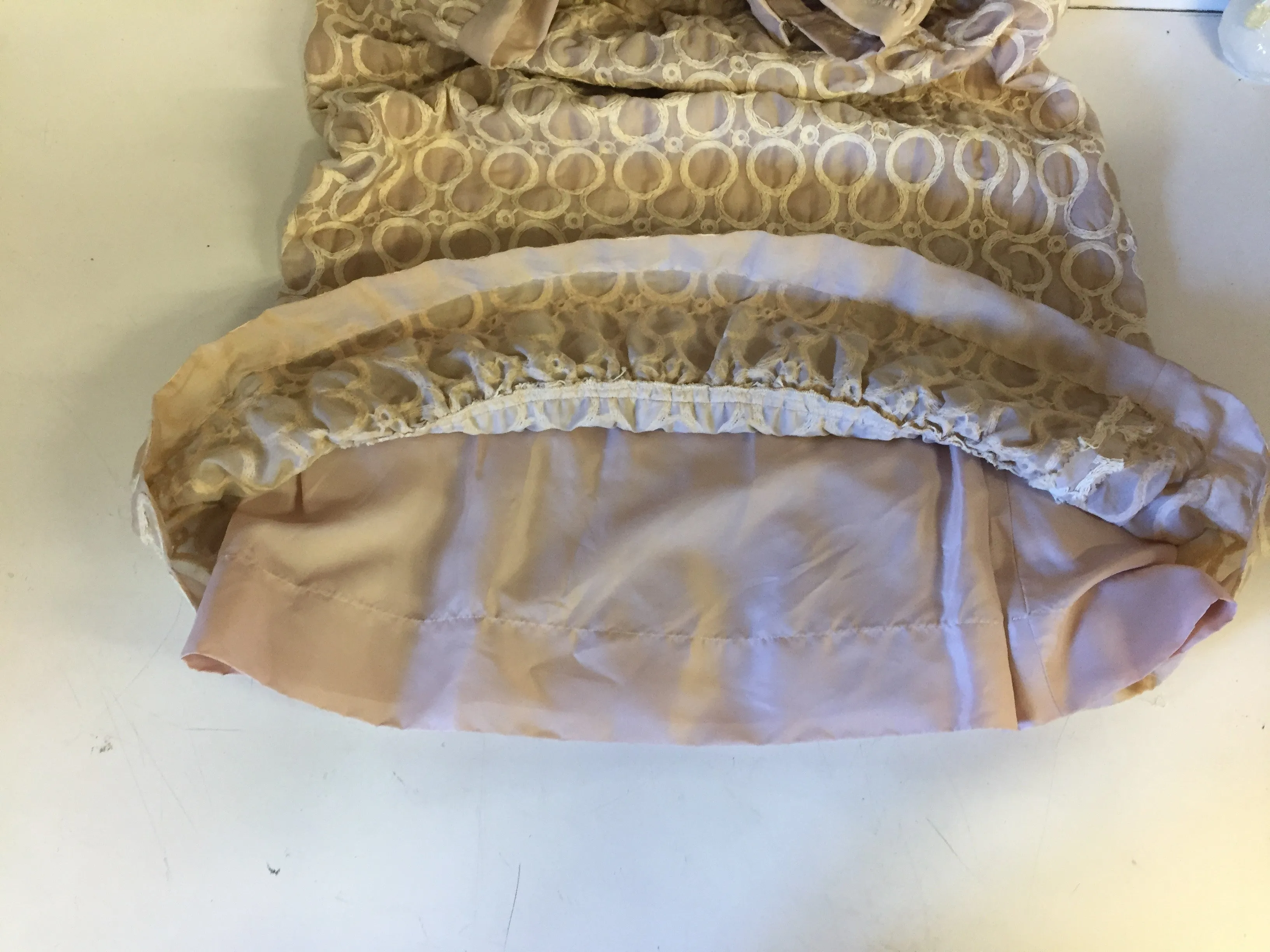 Vintage 1970's Bonwit Teller Circle Patterned Pinkish Beige Pencil Skirt Retro Fashion